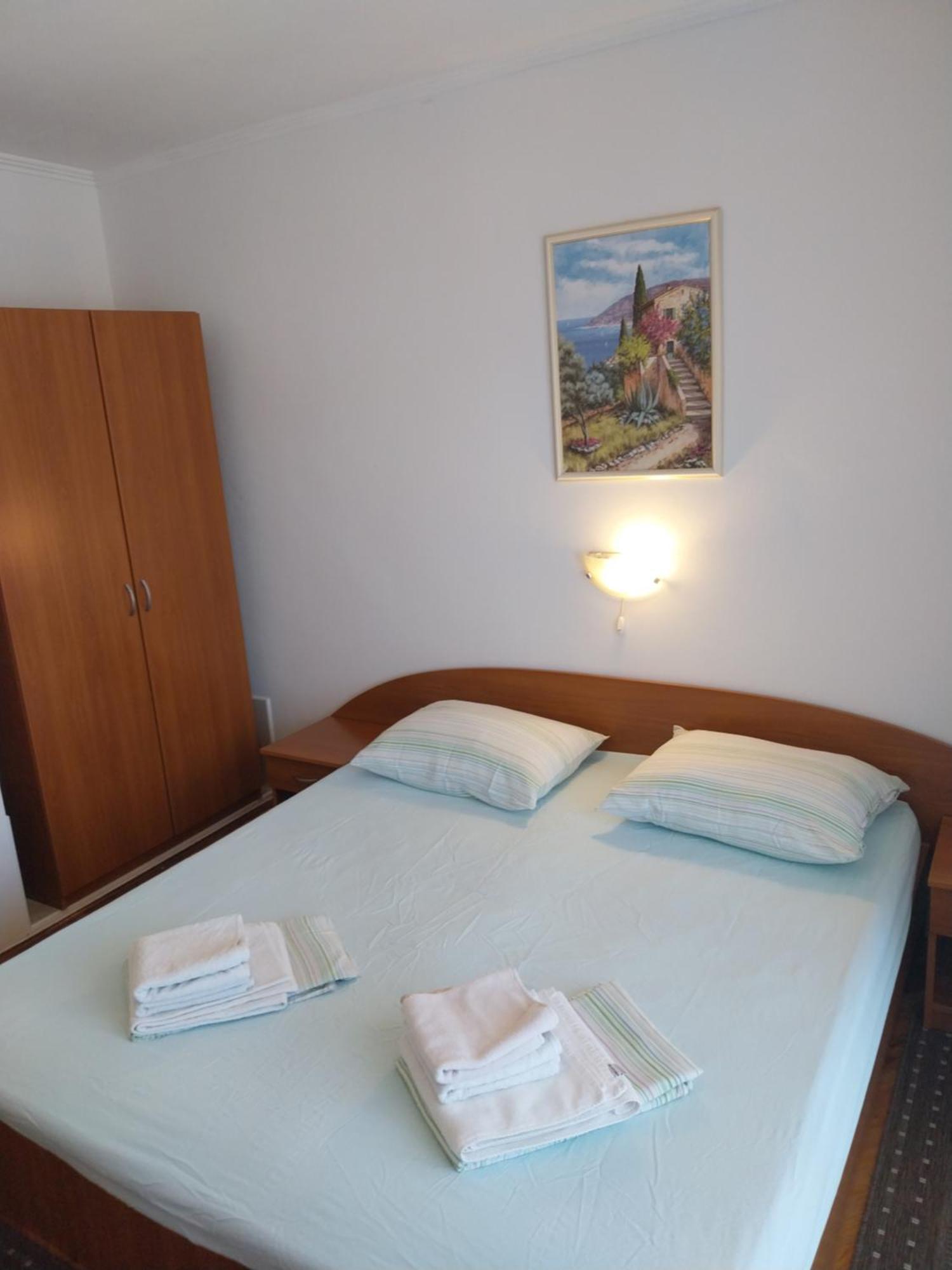 Ljubica Apartments And Rooms Supetarska Draga Extérieur photo