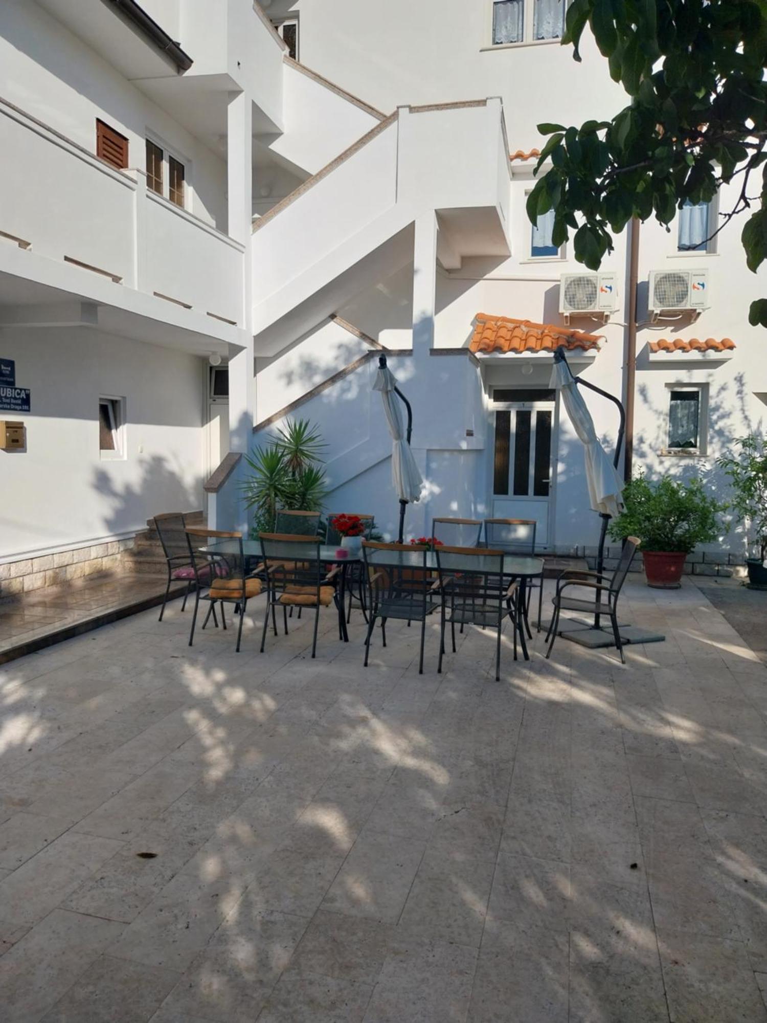 Ljubica Apartments And Rooms Supetarska Draga Extérieur photo