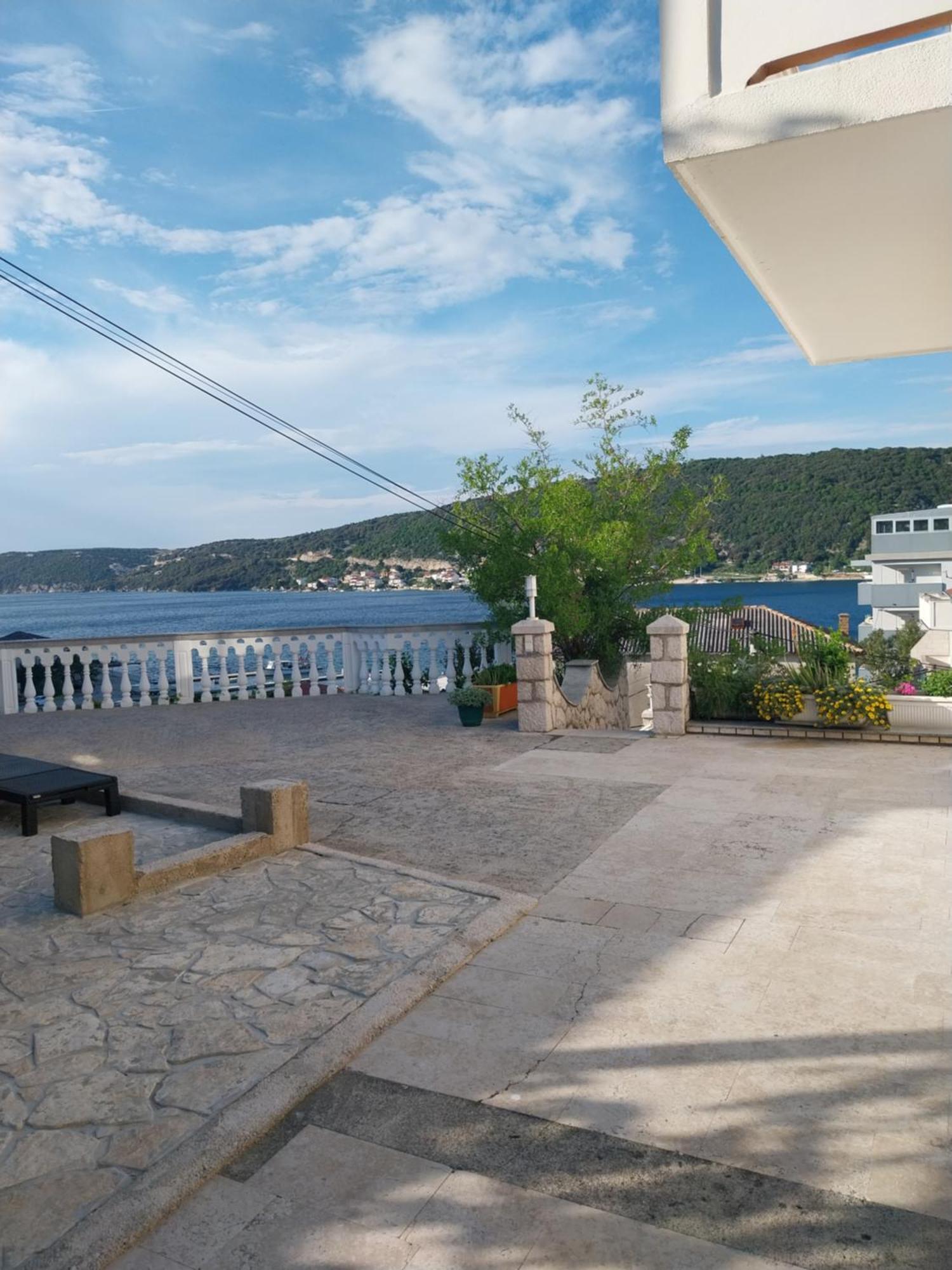 Ljubica Apartments And Rooms Supetarska Draga Extérieur photo