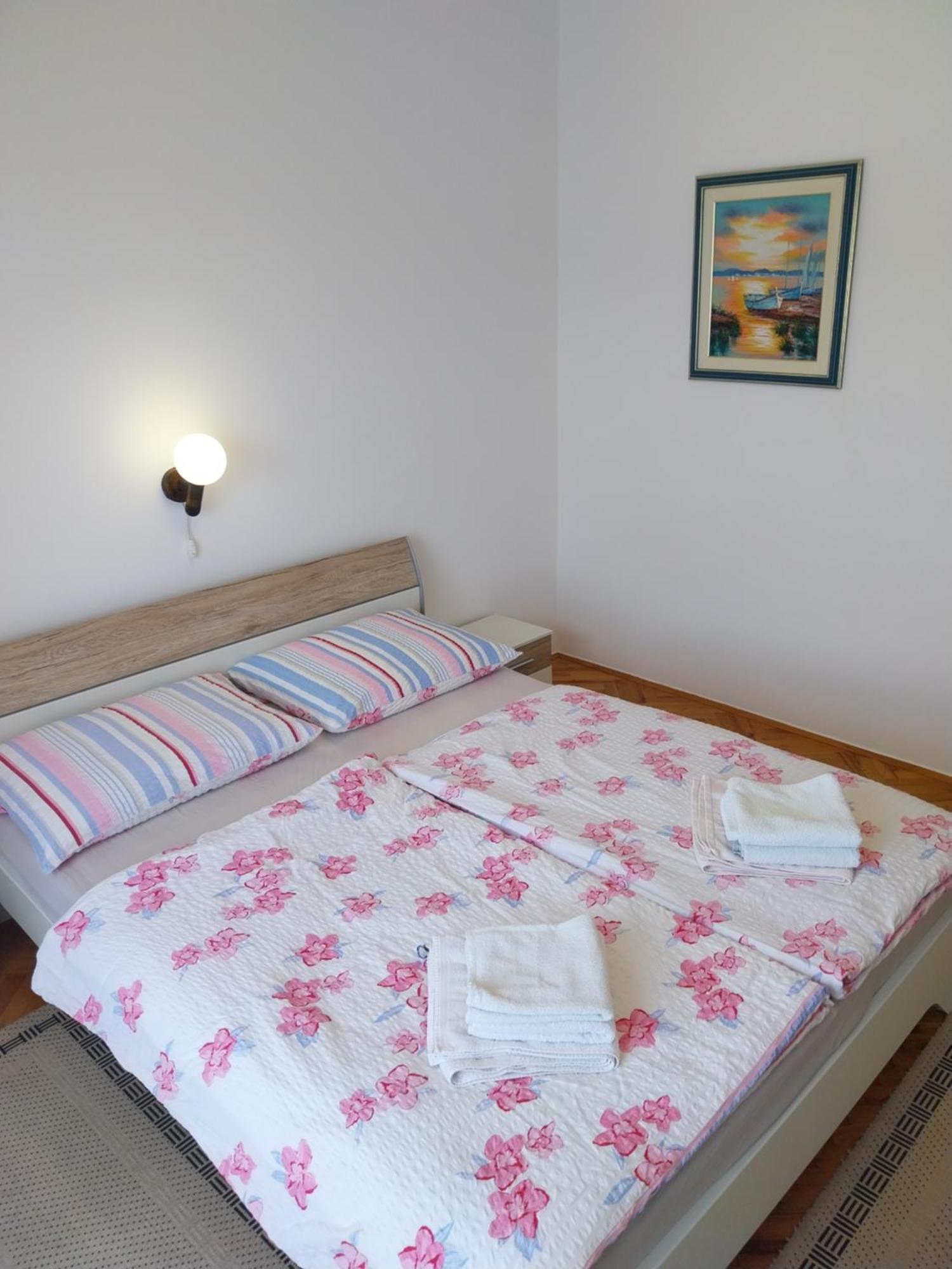 Ljubica Apartments And Rooms Supetarska Draga Extérieur photo