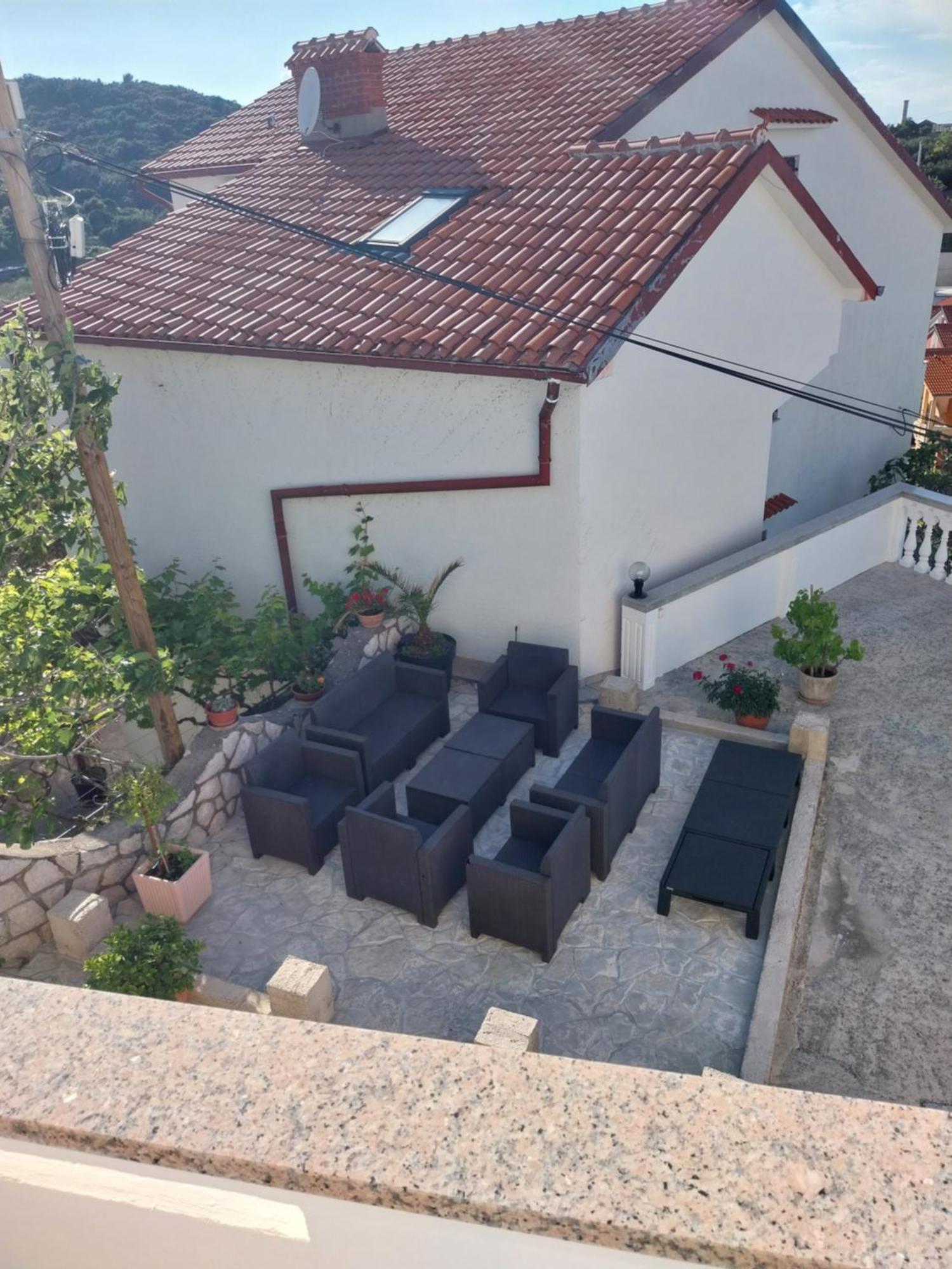 Ljubica Apartments And Rooms Supetarska Draga Extérieur photo